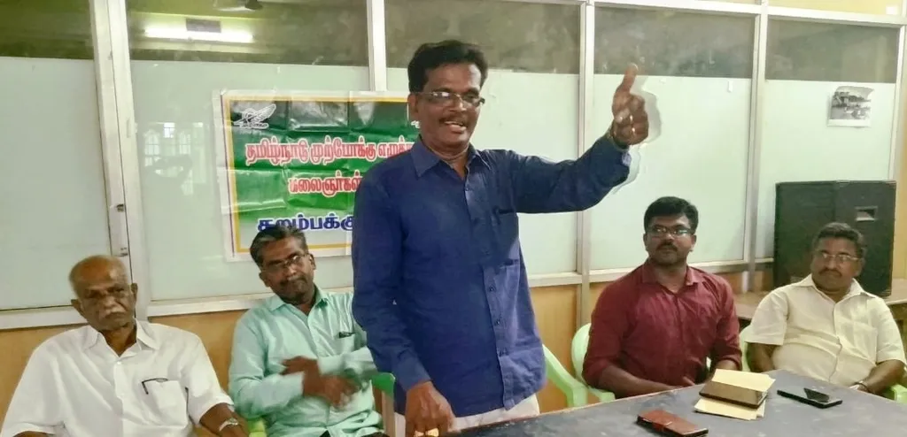  Hindi is a child born to Sanskrit!That's why the blood of Tamils ​​is naturally boiling !- Poet Rasi Panneerselvam Speech !!